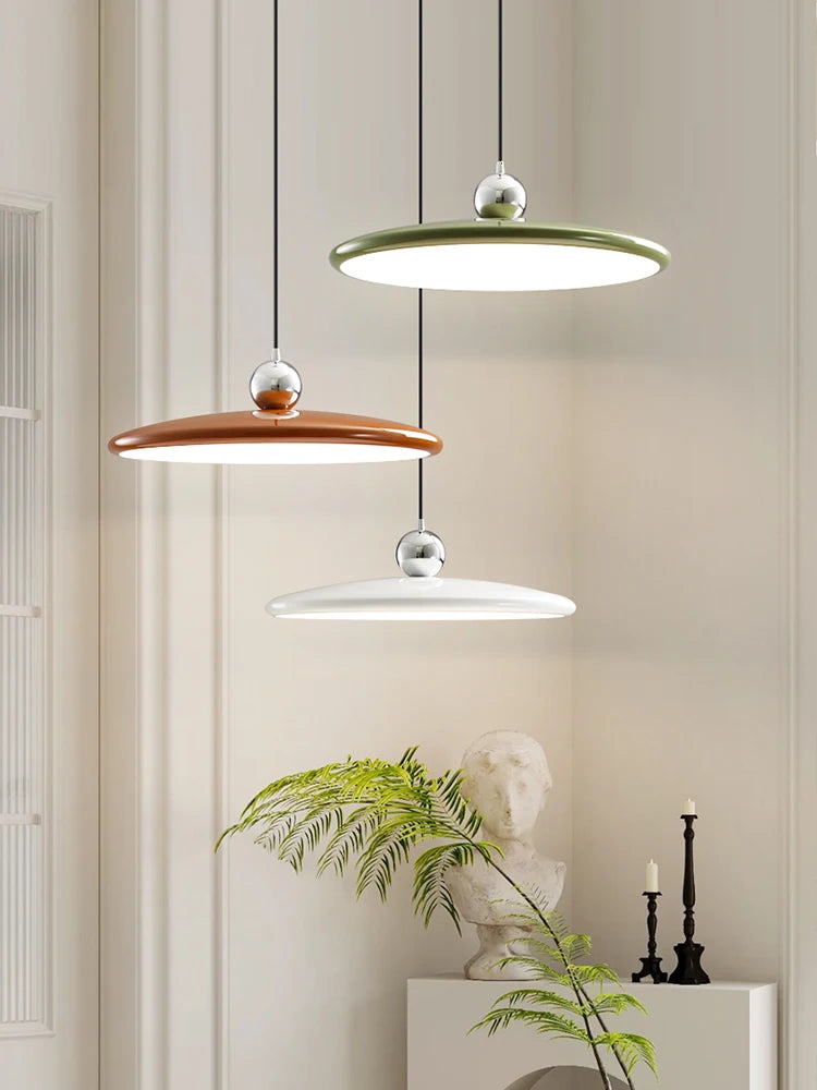 suspension design en forme de soucoupe volante pour décoration moderne - vue 3 sur 10