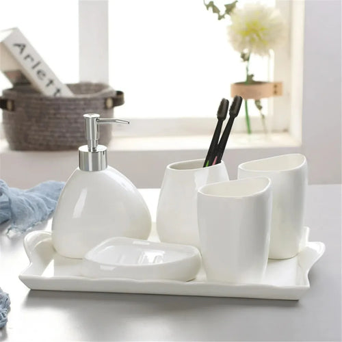 distributeur de savon en céramique nordique pour salle de bain - vue 2 sur 9