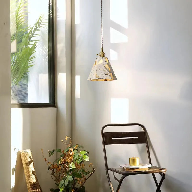 Industrial Style Concrete Pendant Light Fixture, Eco-friendly chandeliers are suitable for bedside, restaurant, café, etc - vue 5 sur 10