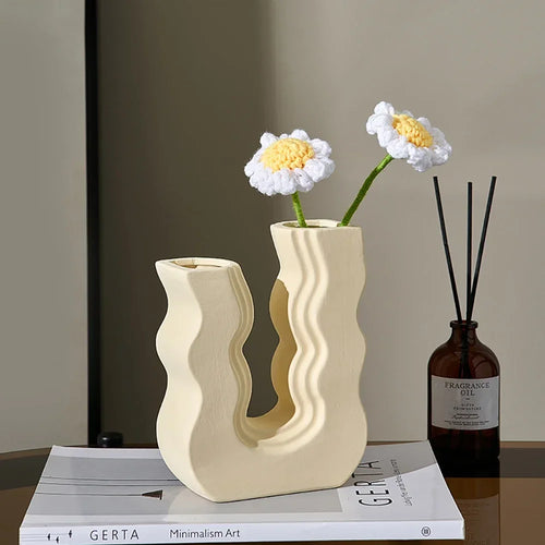 vase en céramique décoratif style morandi pour fleurs - vue 2 sur 11