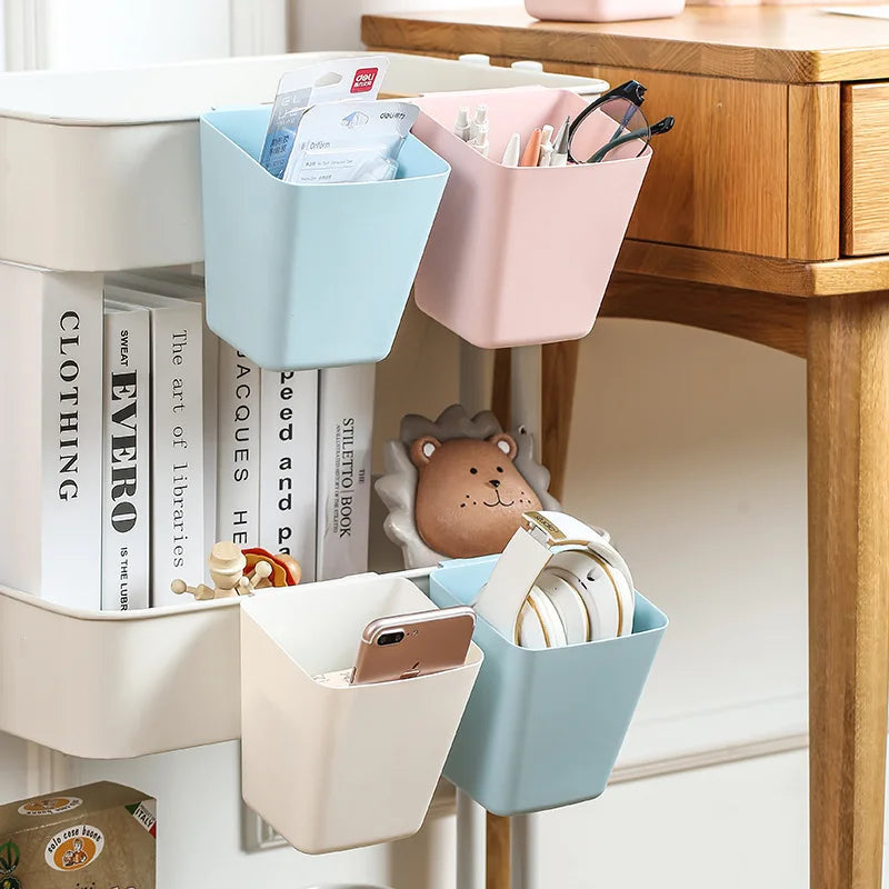 panier suspendu en plastique pour rangement pratique et organisé - vue 5 sur 15