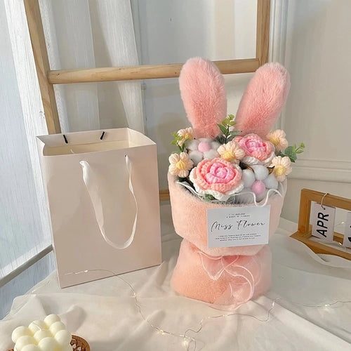 bouquet de roses tricotées cadeau de saint-valentin et noël en dessin animé - vue 8 sur 9