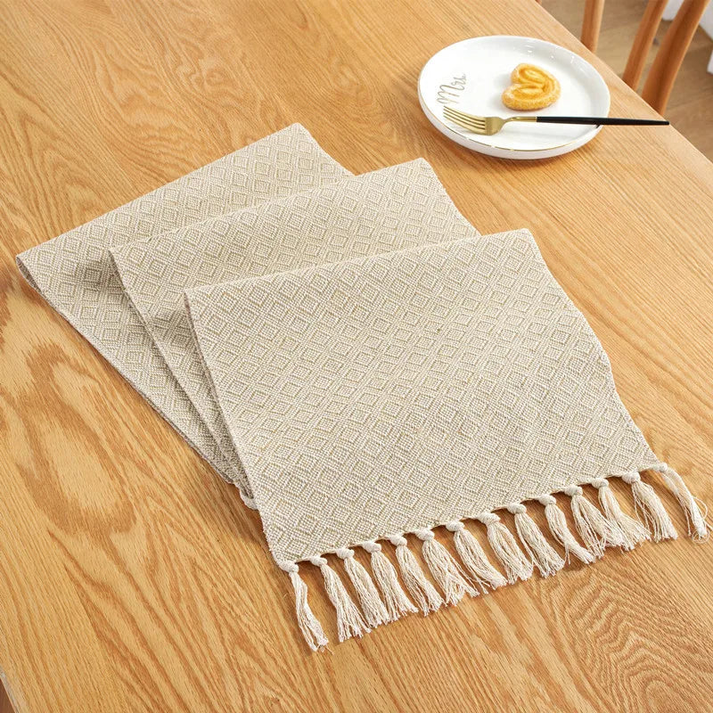 Chemin de table lin beige brodé style rustique