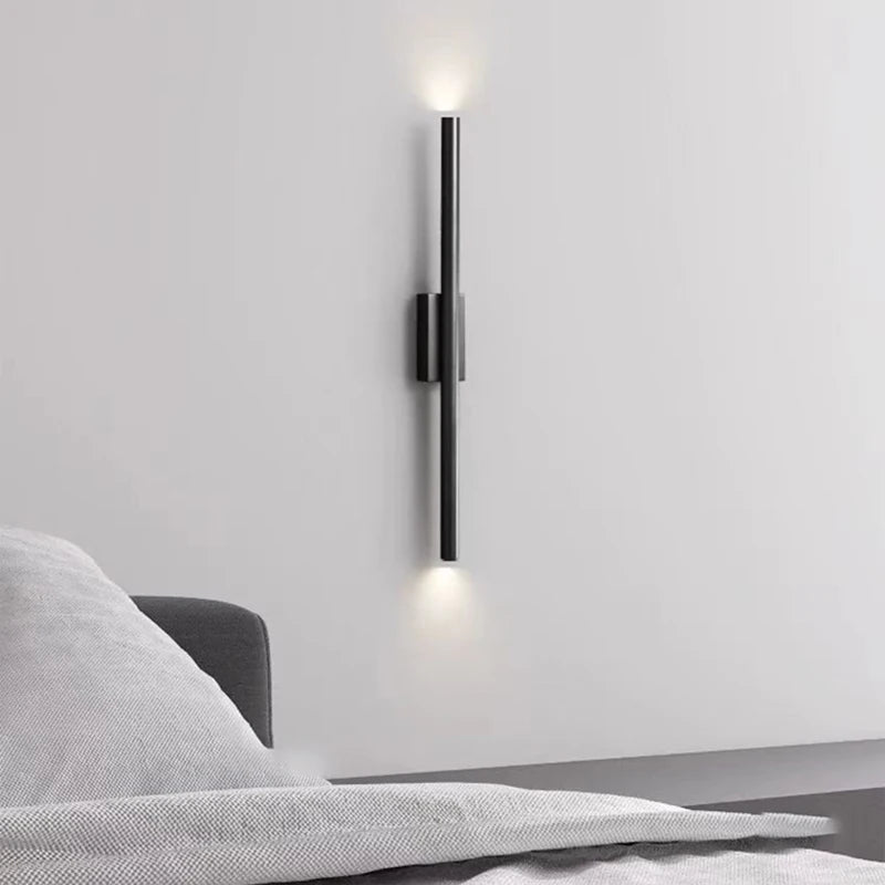 applique murale moderne en laiton noir et cuivre avec lumière naturelle - vue 4 sur 10