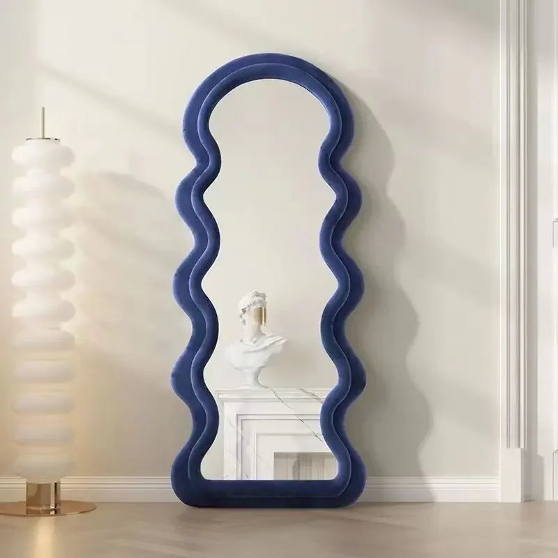 miroir ondulé design moderne pour un espace chic et funky - vue 9 sur 11