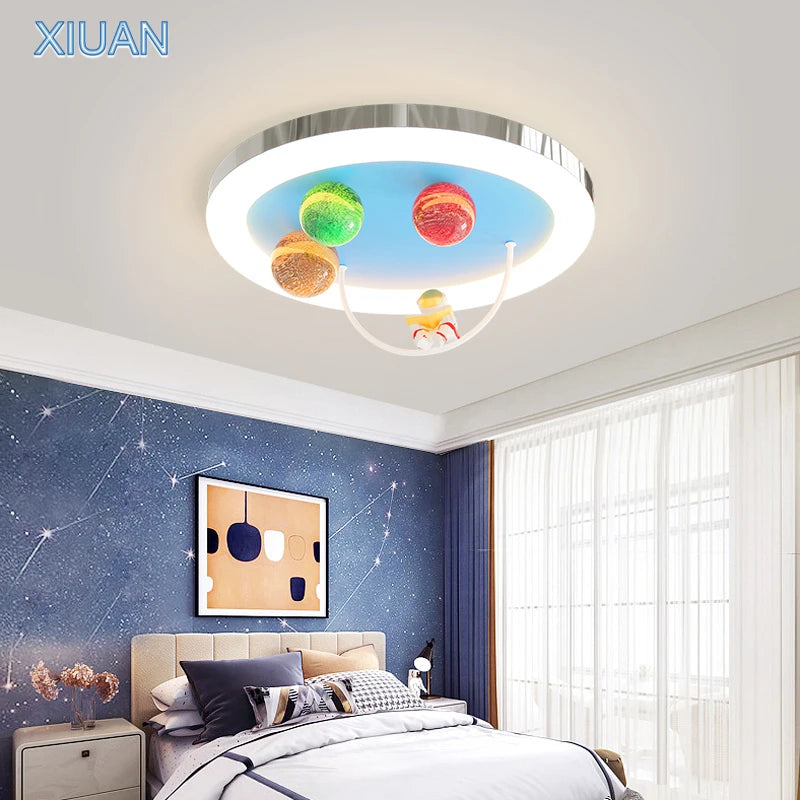 Creative Colorful Glass Ceiling Chandelier Light Planet Astronaut Ceiling Lamps Pink Blue Chrome 220V Children's Bedroom Lamps - vue 3 sur 9