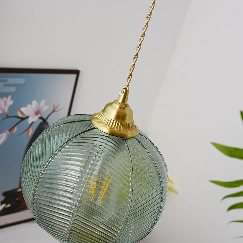 lustre design en verre pour décoration intérieure créative - vue 4 sur 5