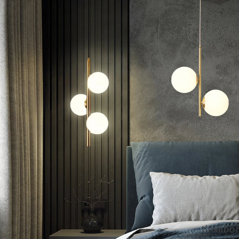 Moderne simple Cuivré Restaurant Suspension De Luxe Chevet Nordique Designer Créatif Personnalisé Acrylique Boule G9 Suspension