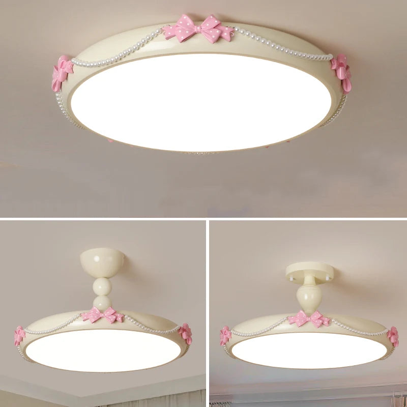 plafonnier romantique pour chambre de princesse en perles - vue 6 sur 12