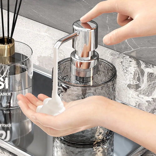 distributeur de savon rechargeable en acrylique pour usage quotidien - vue 3 sur 10