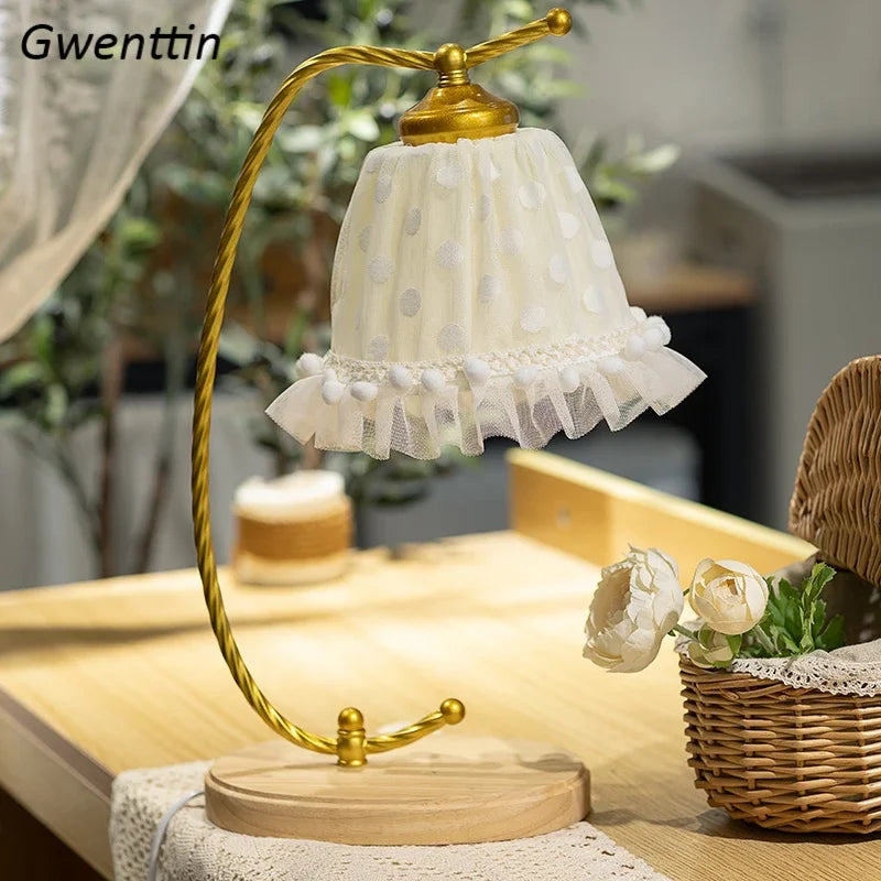 lampe à poser princesse moderne pour décoration de chambre fille - vue 4 sur 6