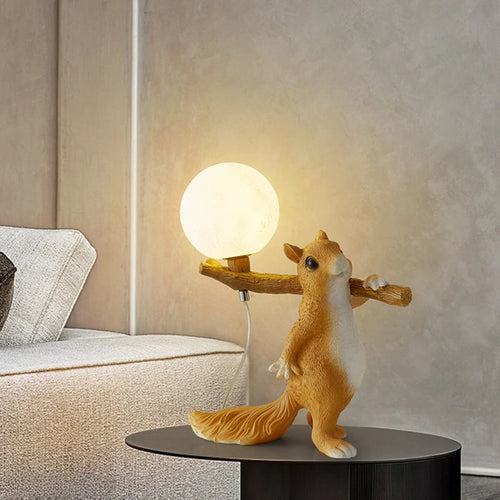 Nordique créatif LED dessin animé Animal écureuil lampe de Table chambre lampe de chevet bureau chambre d'enfants lampes décoratives - vue 4 sur 6