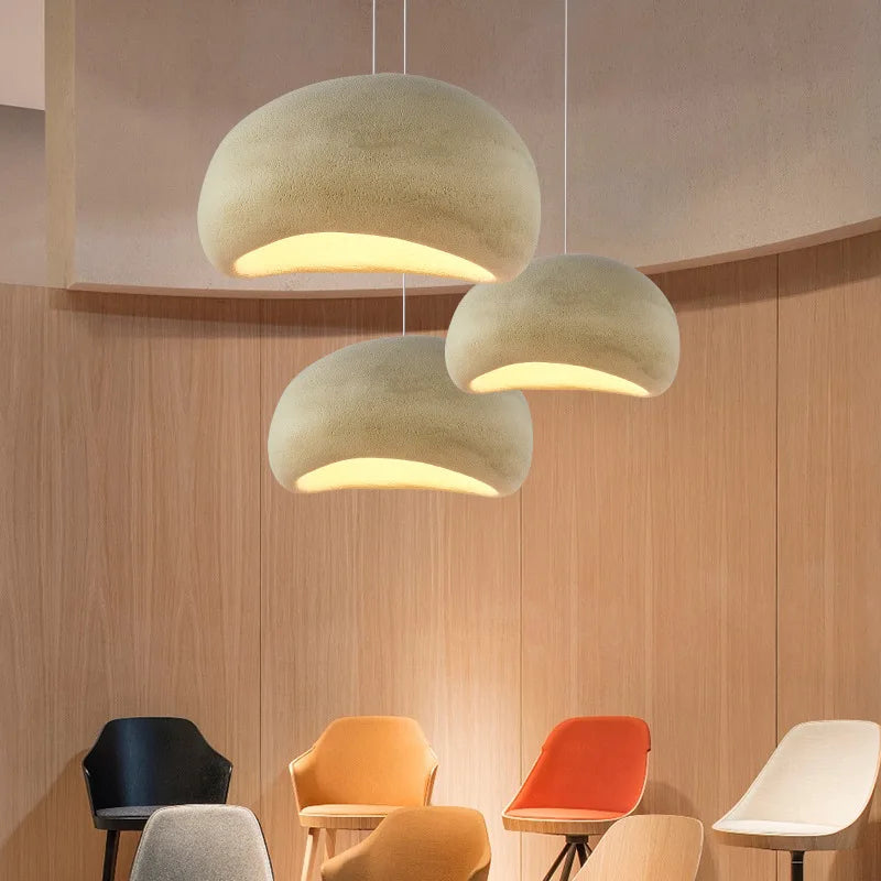 Suspension en polystyrène colorée aux formes arrondies design - vue 4 sur 18