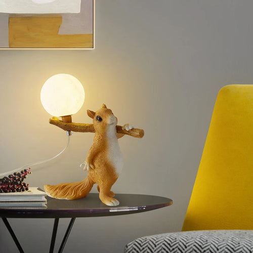 Nordique créatif LED dessin animé Animal écureuil lampe de Table chambre lampe de chevet bureau chambre d'enfants lampes décoratives - vue 6 sur 6