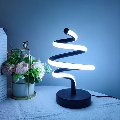 lampe de bureau créative en forme d'arbre de noël décorative usb - vue 5 sur 7
