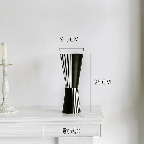 vase créatif nordique style abstrait pour arrangement floral - vue 10 sur 12