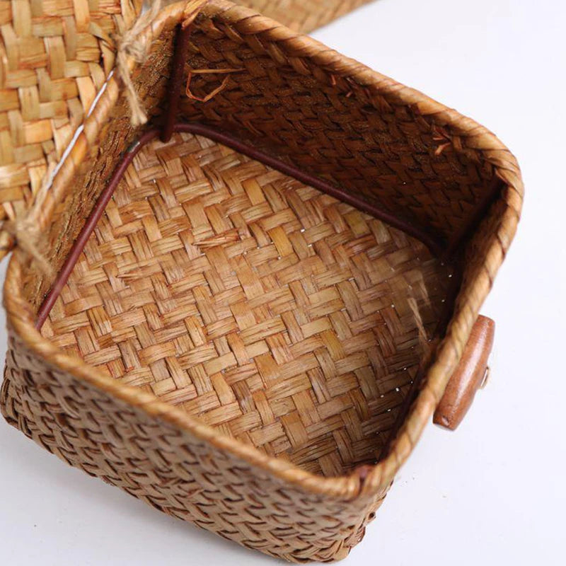 panier de rangement en algues tissé à la main avec couvercle - vue 5 sur 14