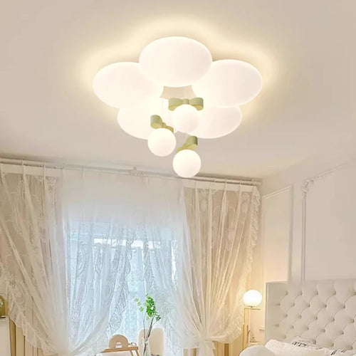plafonnier fleuri moderne pour chambre d'enfant romantique et chaleureuse - vue 3 sur 6