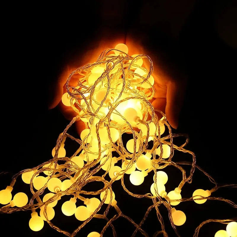 guirlande lumineuse à petites boules pour décoration intérieure et extérieure - vue 3 sur 9