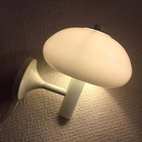 applique murale moderne en verre blanc avec interrupteur design élégant - vue 5 sur 6