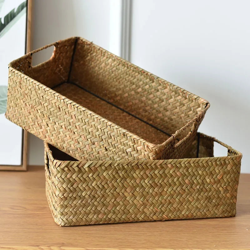 grand panier en jonc de mer tissé pour rangement et décoration - vue 3 sur 10
