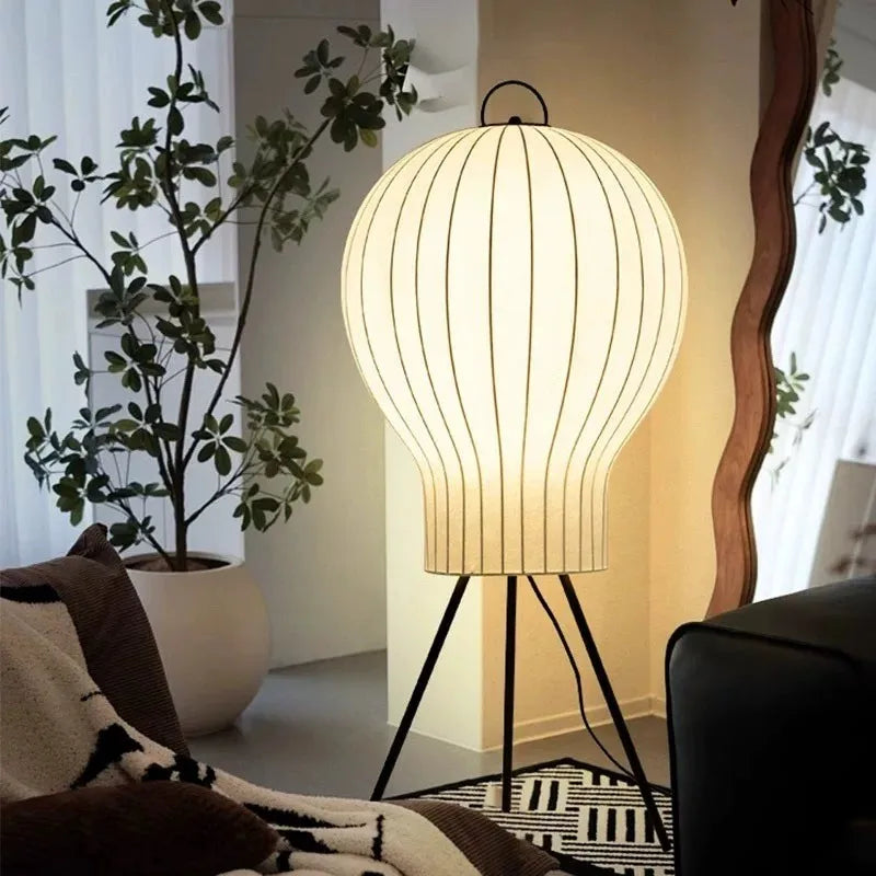 lampadaire en soie japonaise design wabi sabi pour décoration intérieure créative - vue 4 sur 8