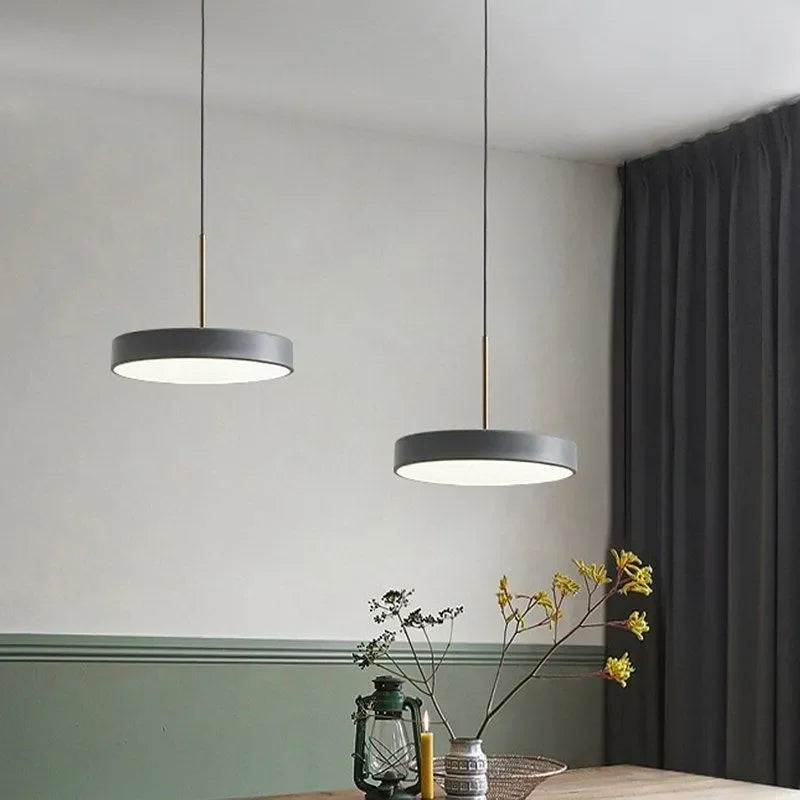 suspension led multicolore design pour éclairage intérieur moderne - vue 5 sur 10