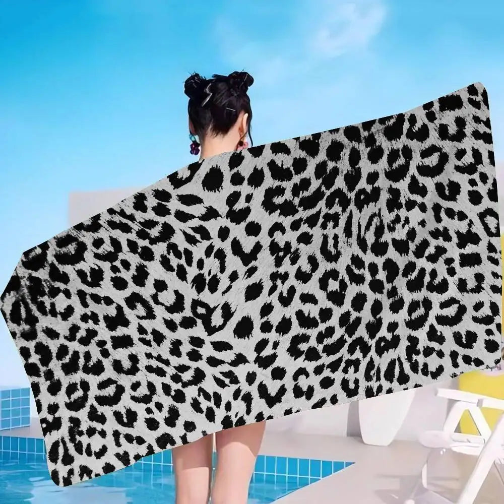 serviette de bain microfibre motif leopard vache enfant - vue 6 sur 7