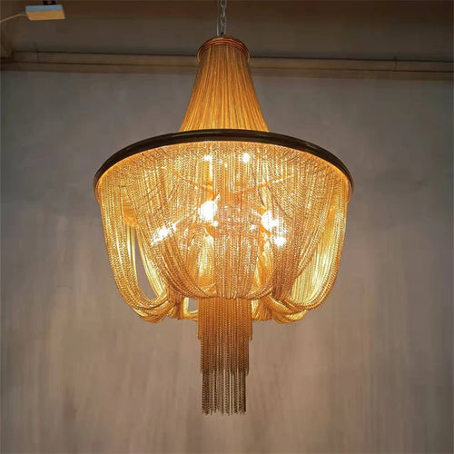 lustre moderne à pampilles en aluminium doré avec chaîne décorative - vue 2 sur 12