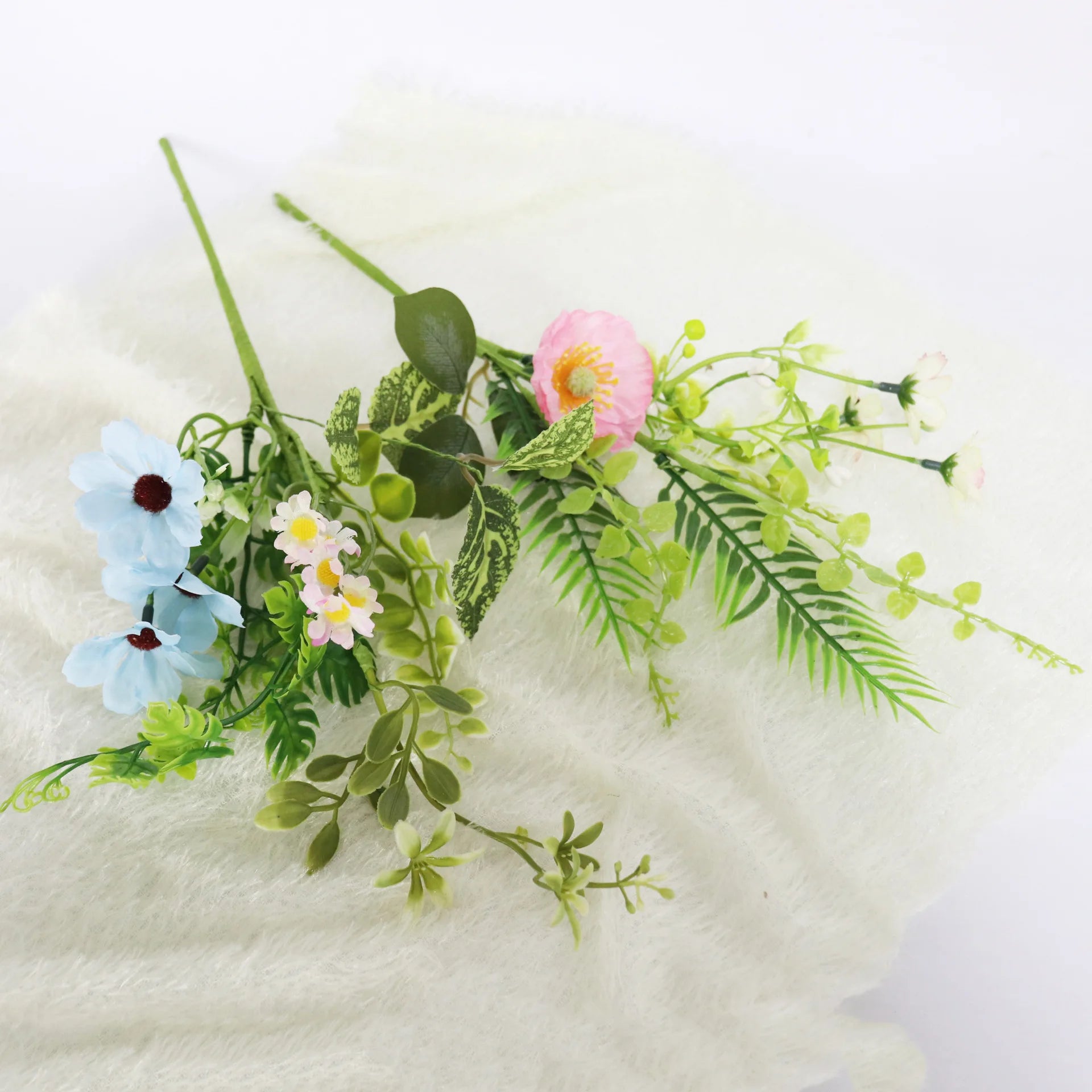 petites branches de fleurs artificielles pour décoration de printemps été - vue 3 sur 17
