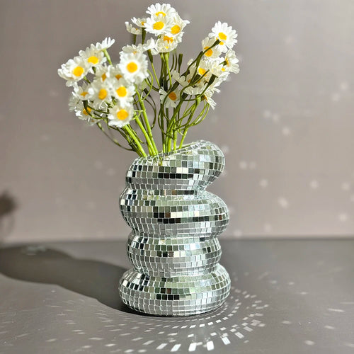 vase en spirale boule disco décoration moderne pour fleurs - vue 2 sur 7