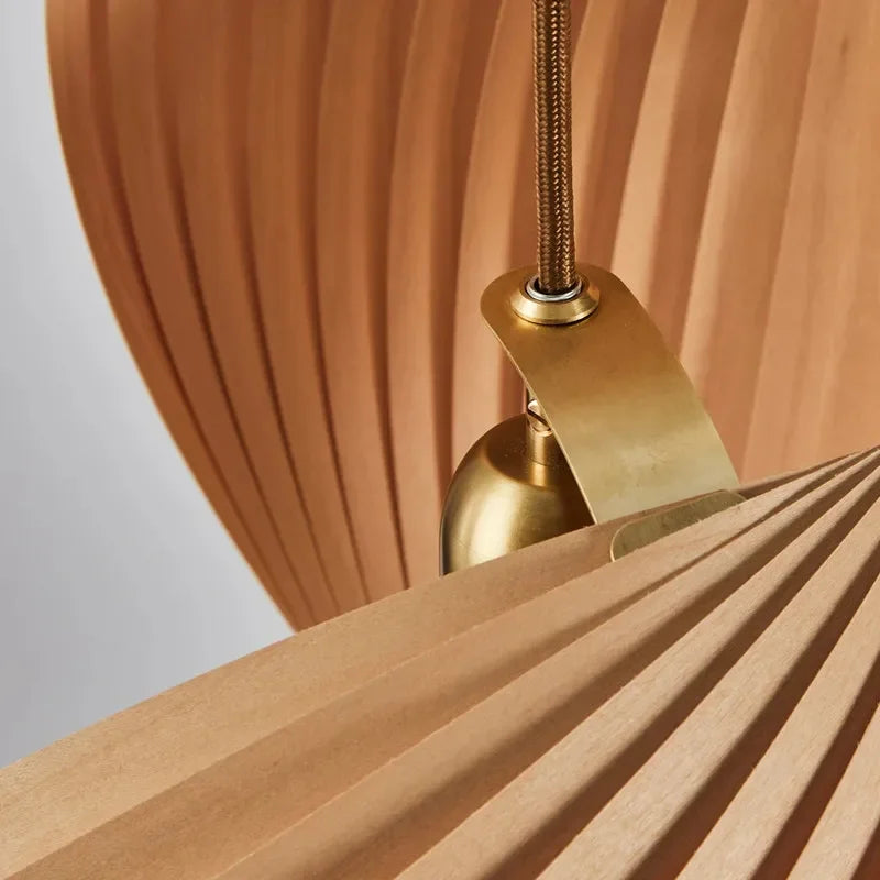 suspension japonaise en bois finition plissée artisanale - vue 6 sur 16