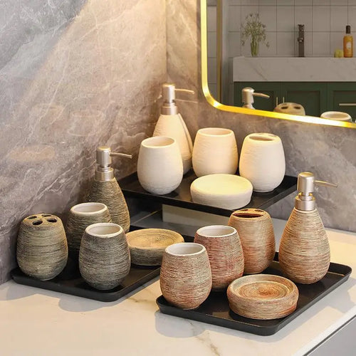 ensemble d'accessoires en céramique pour la salle de bain - vue 3 sur 9