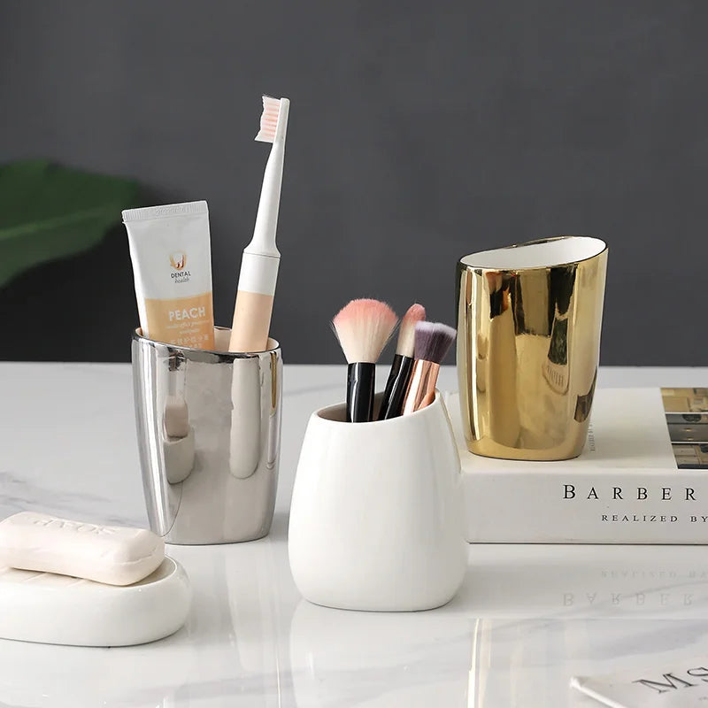accessoires de salle de bain en céramique pour décoration intérieure - vue 3 sur 23