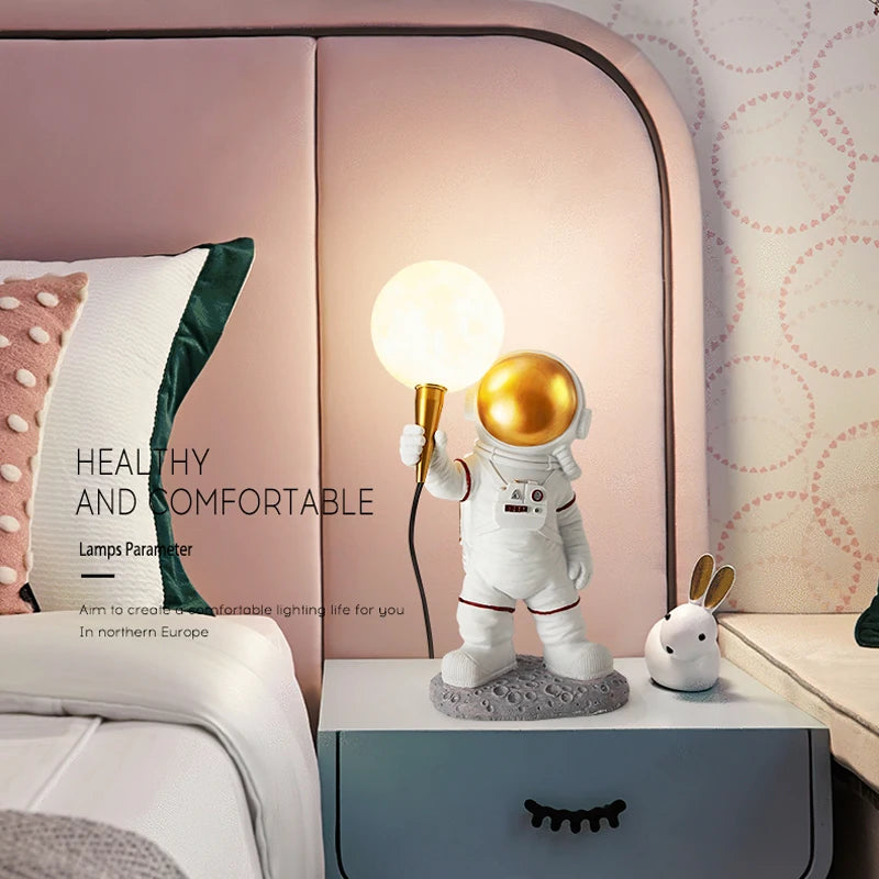 Nordique LED personnalité astronaute lune applique chambre d'enfants cuisine salle à manger chambre étude balcon allée lampe décoration - vue 3 sur 10