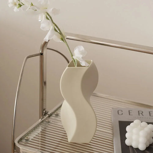 vase en céramique nordique pour décoration et arrangements floraux - vue 3 sur 11