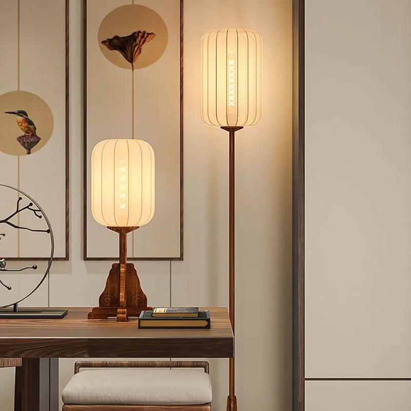 lampadaire style vintage en bois et cuivre pour hôtel et restaurant - vue 4 sur 9