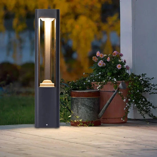 borne lumineuse led pour éclairage extérieur jardin terrasse et allée - vue 3 sur 13