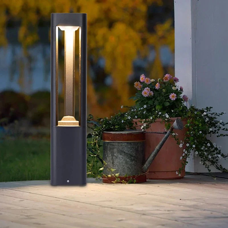 borne lumineuse led pour éclairage extérieur jardin terrasse et allée - vue 3 sur 13
