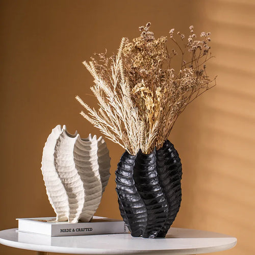 vase en céramique artisanat abstrait pour décoration florale - vue 2 sur 13