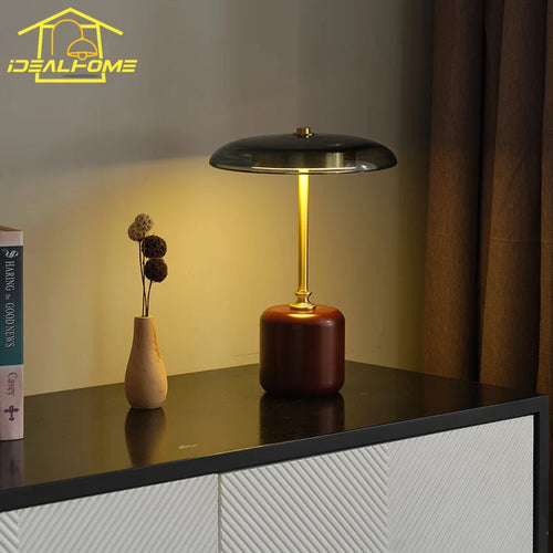 lampe de bureau rétro américaine en laiton et verre - vue 3 sur 7
