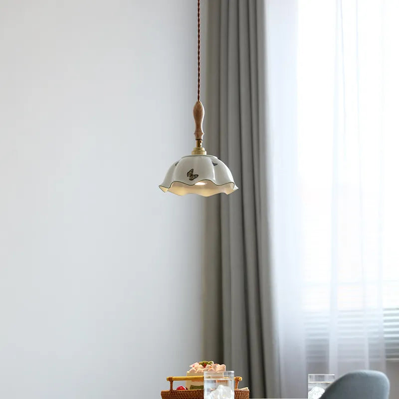 Suspension design led papillon céramique et bois - vue 6 sur 30