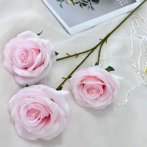 branches de roses artificielles en soie pour décoration élégante - vue 26 sur 40