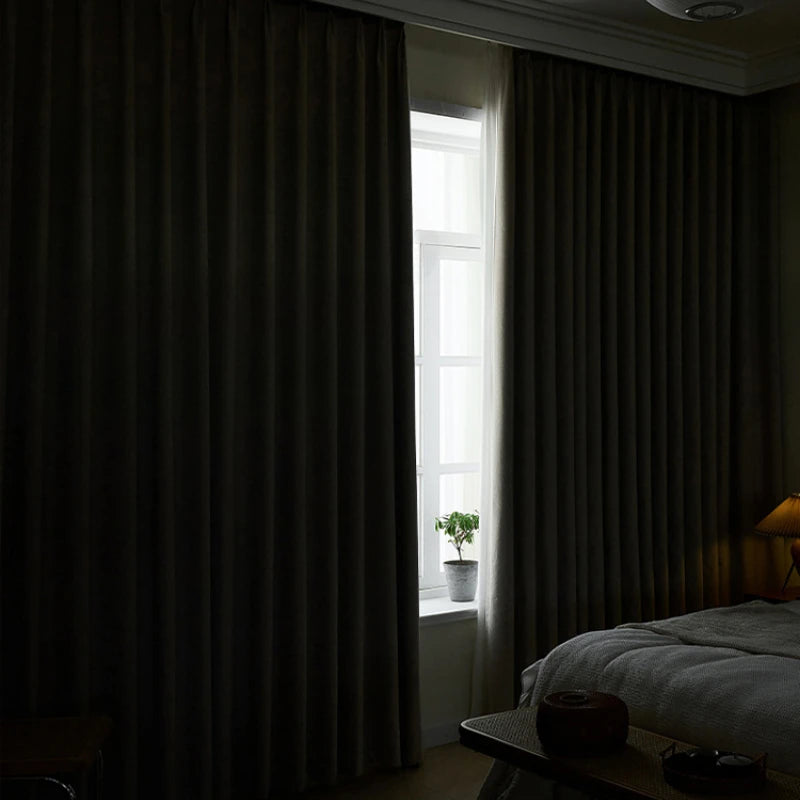Rideau occultant moderne plissé pour baie vitrée salon - vue 3 sur 12