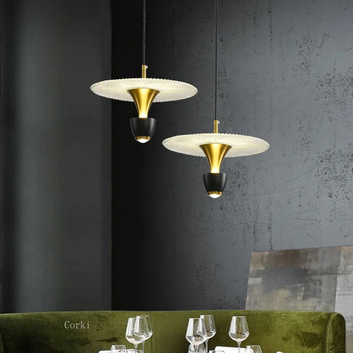 suspension moderne design ovni pour espaces intérieurs lumineux - vue 3 sur 9