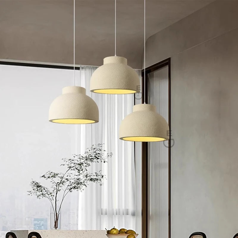 lampe pendante en ciment style wabi-sabi pour restaurant - vue 3 sur 10