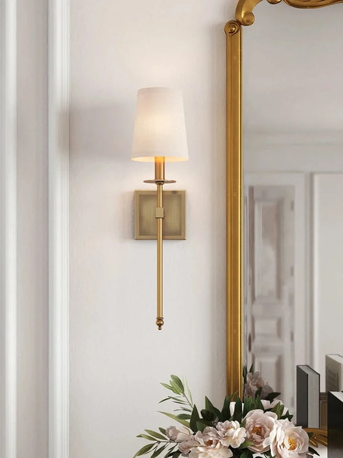 applique murale en fer abat-jour long pour intérieur élégant - vue 2 sur 7
