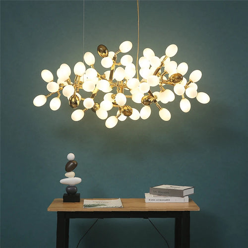 lustre moderne en or en forme de raisin pour intérieur élégant - vue 5 sur 11