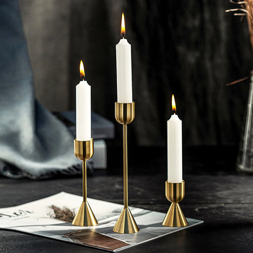 bougeoir en métal doré pour décorations de fêtes et mariages - vue 3 sur 24