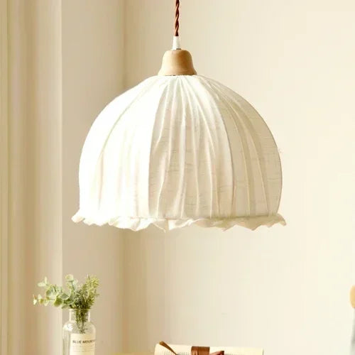 lustre nordique rétro en tissu minimaliste pour intérieur élégant